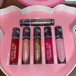 Jeffree Star Pig Bundle